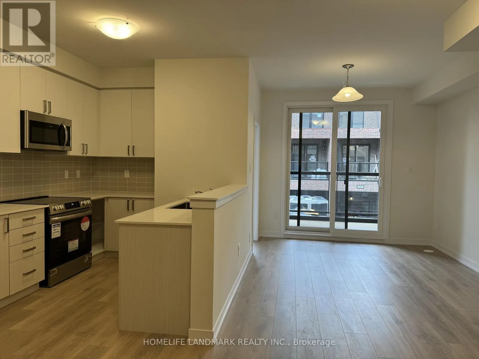 #208 - 1865 PICKERING PARKWAY