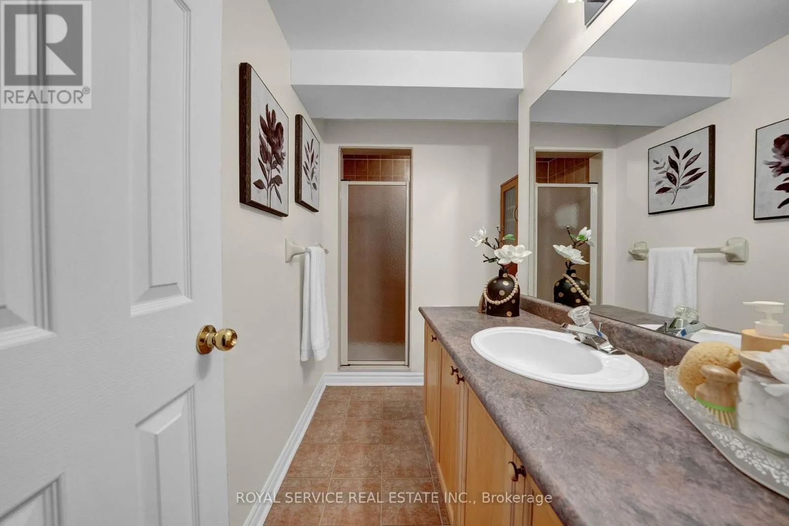 86 CARVETH CRESCENT
