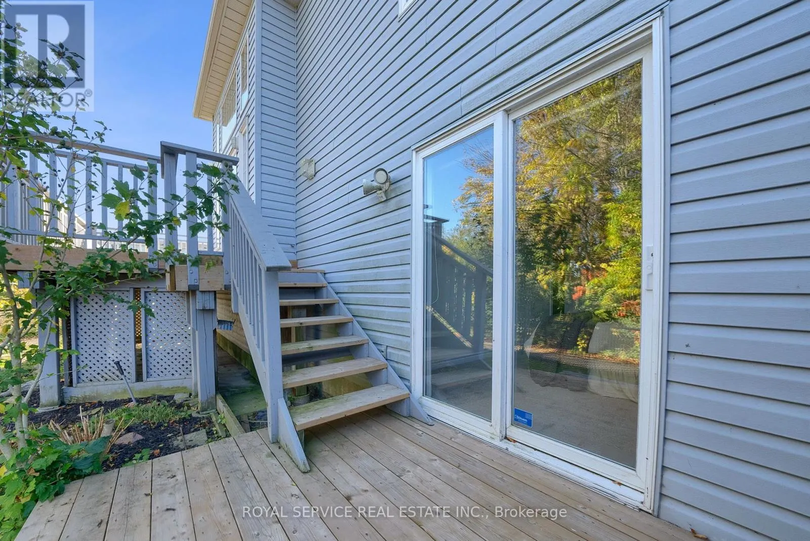 86 CARVETH CRESCENT