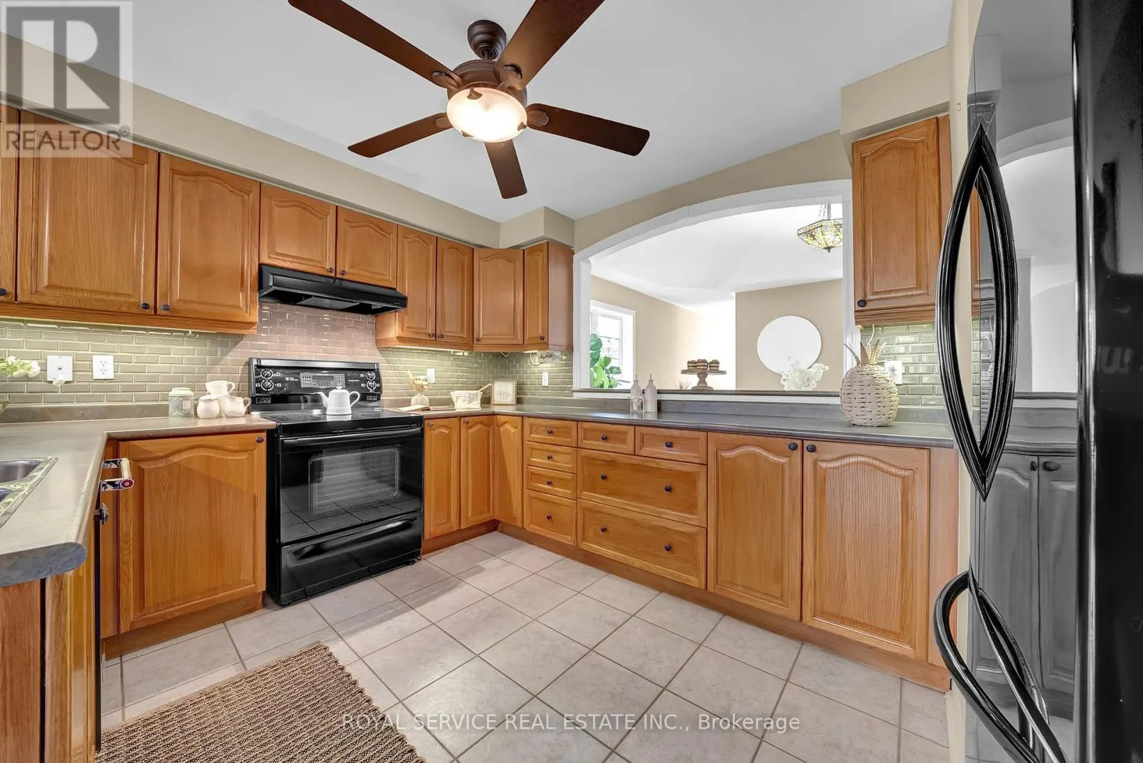 86 CARVETH CRESCENT