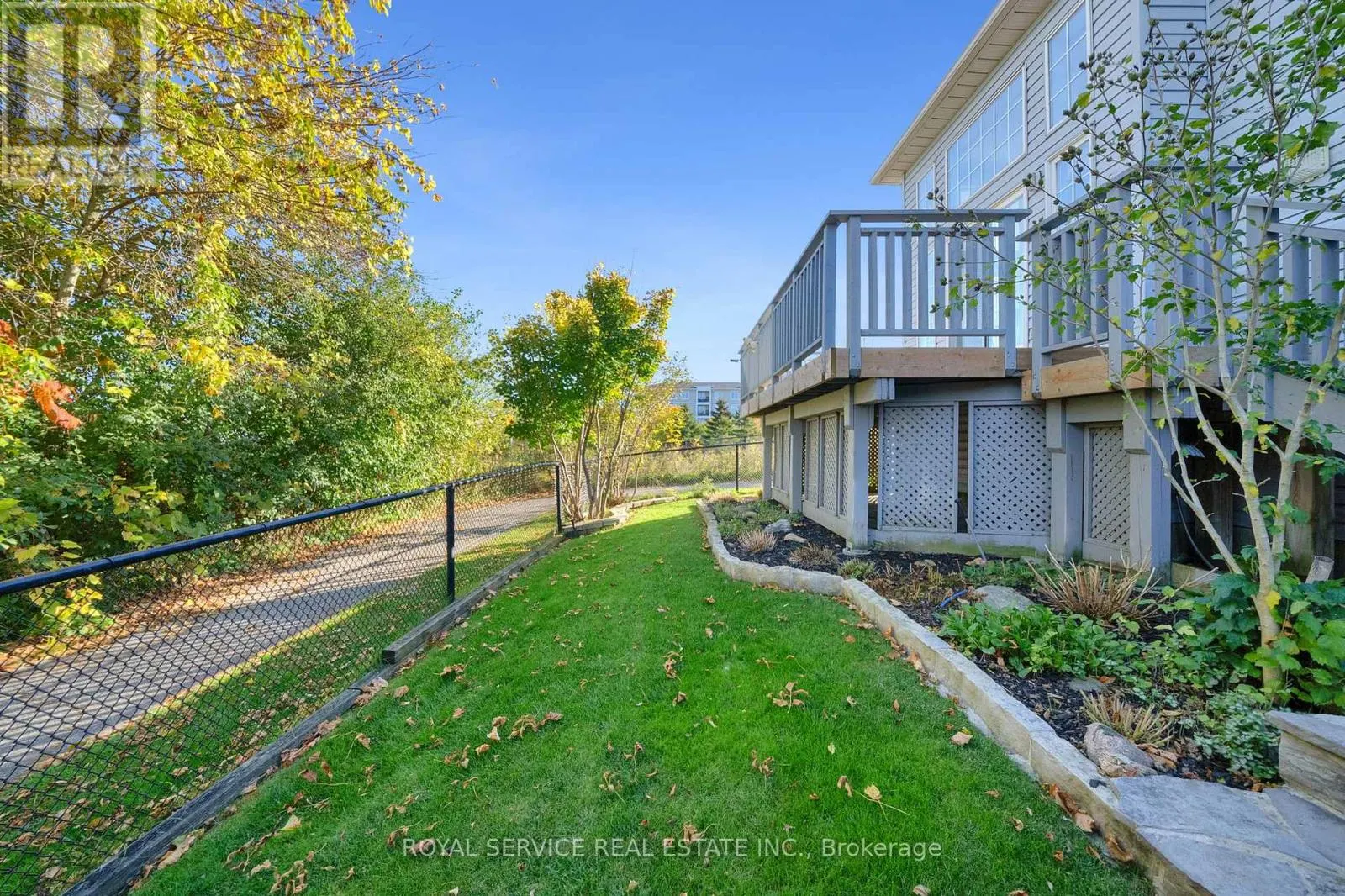 86 CARVETH CRESCENT