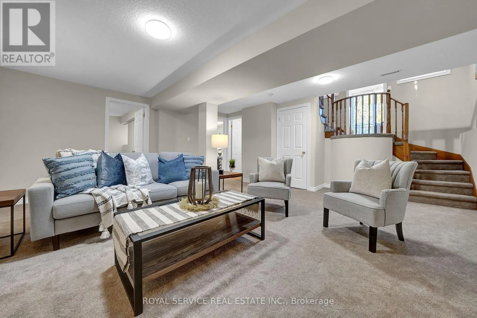 86 CARVETH CRESCENT