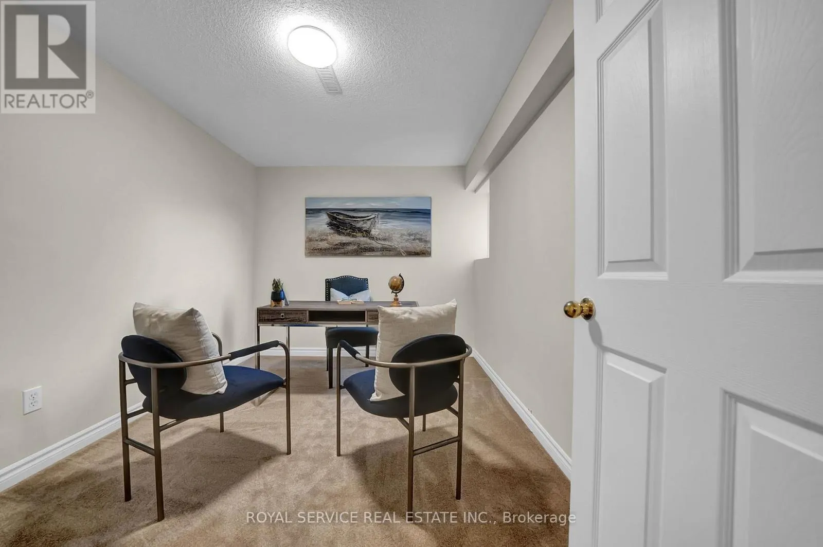 86 CARVETH CRESCENT