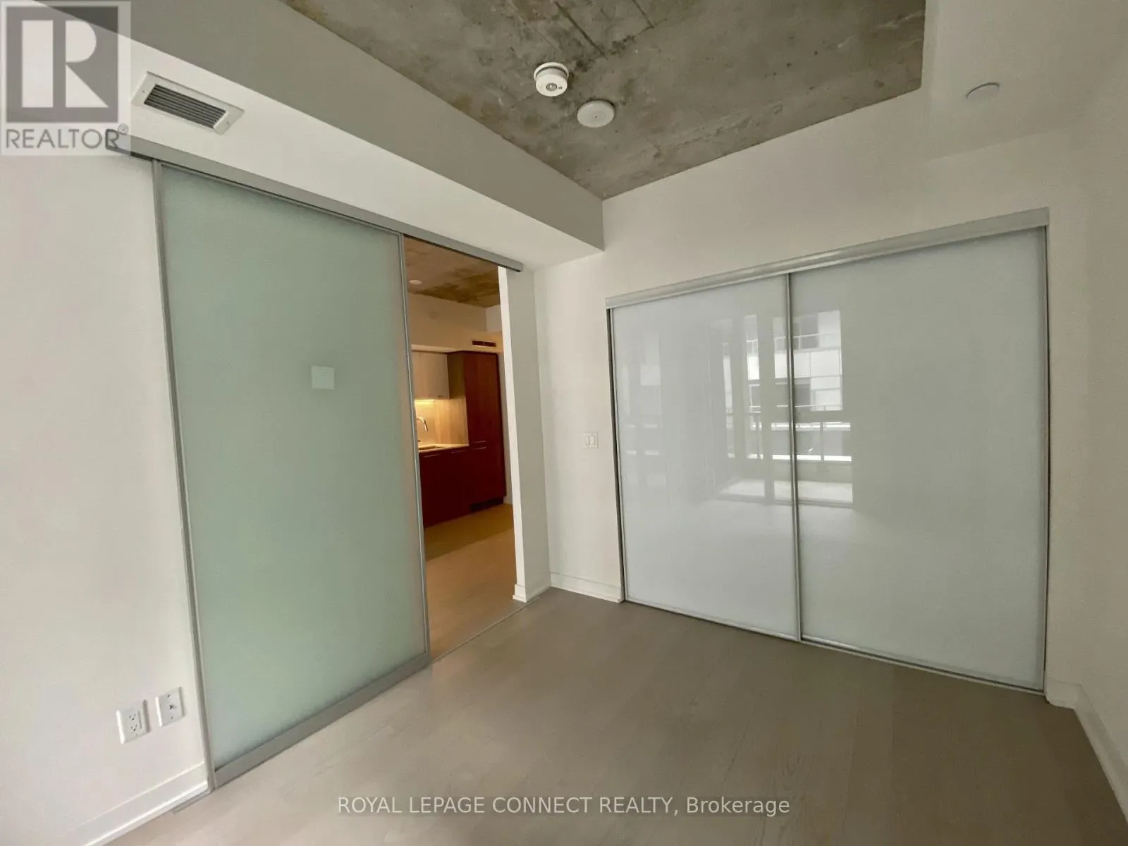 614 - 30 BASEBALL PLACE