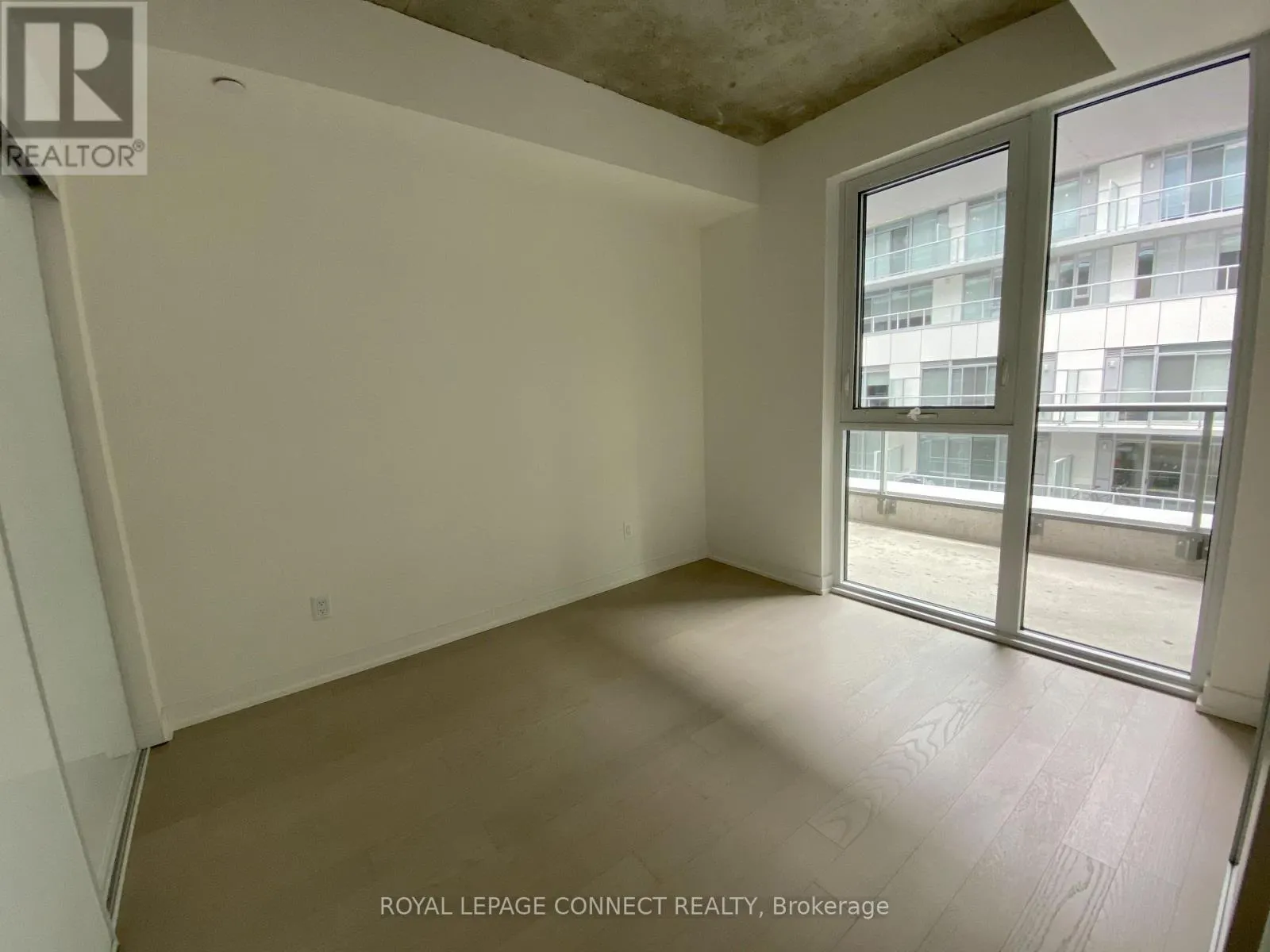 614 - 30 BASEBALL PLACE