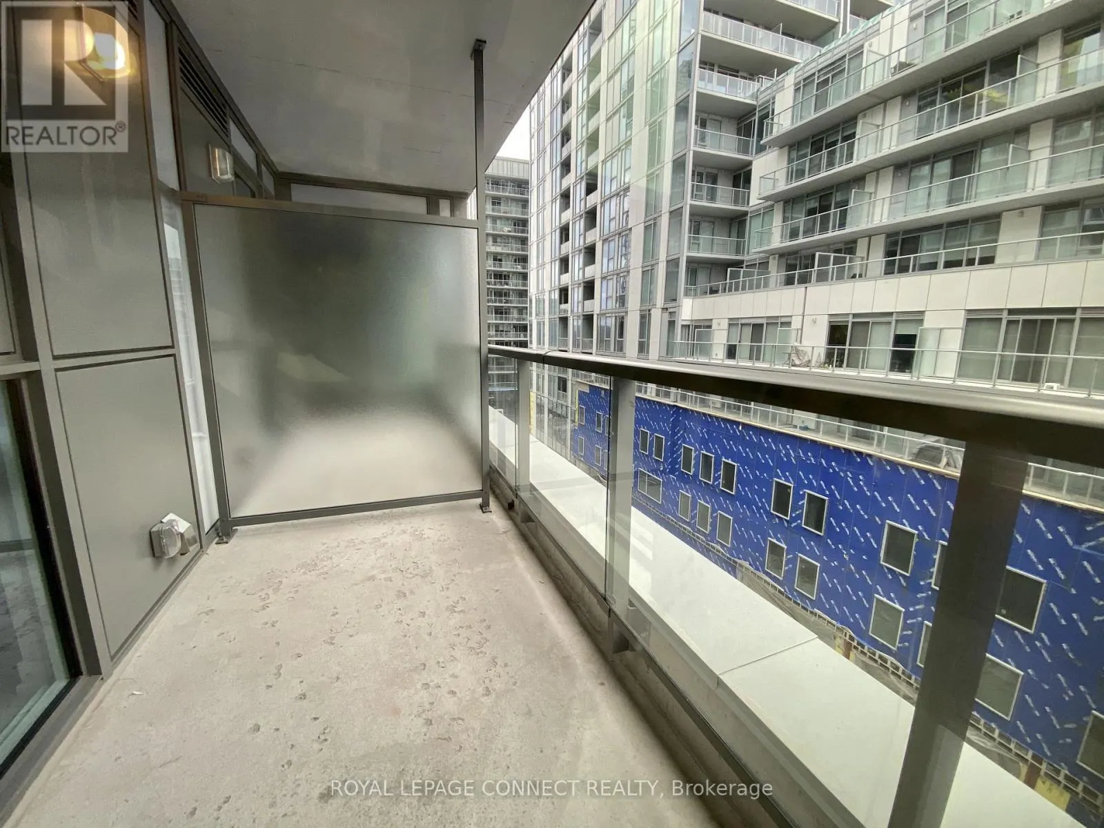 614 - 30 BASEBALL PLACE