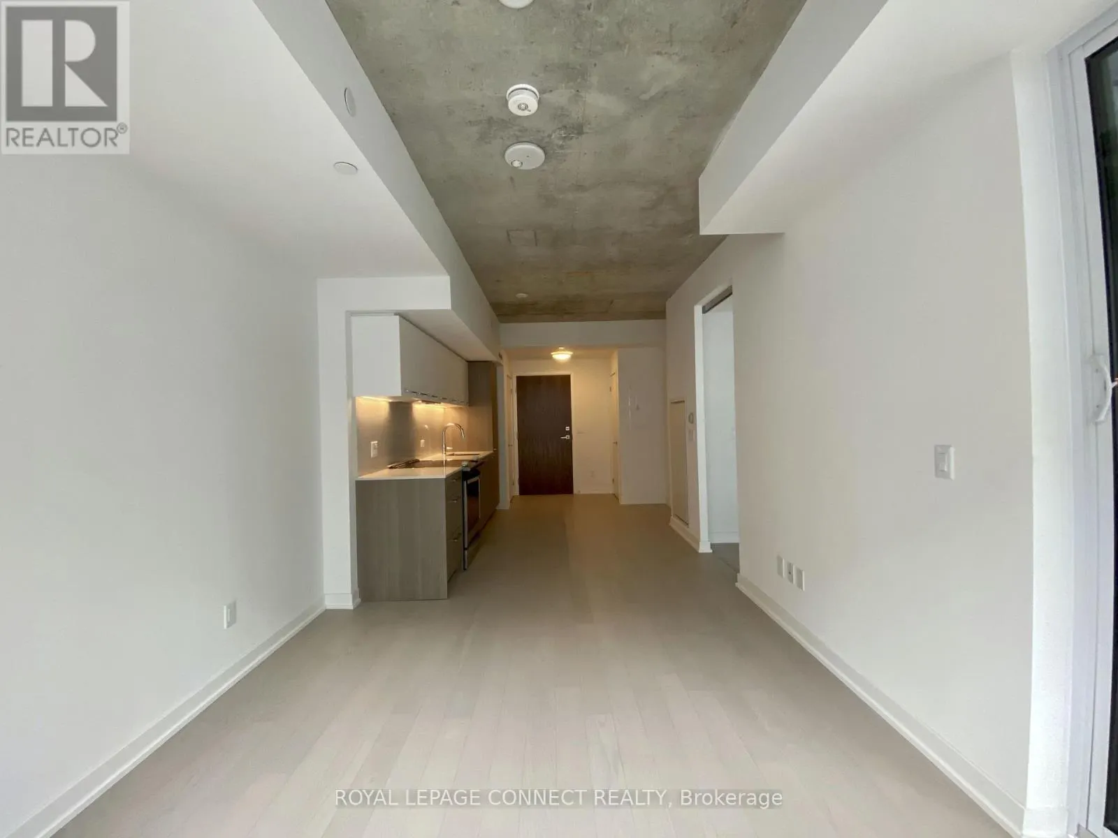 614 - 30 BASEBALL PLACE