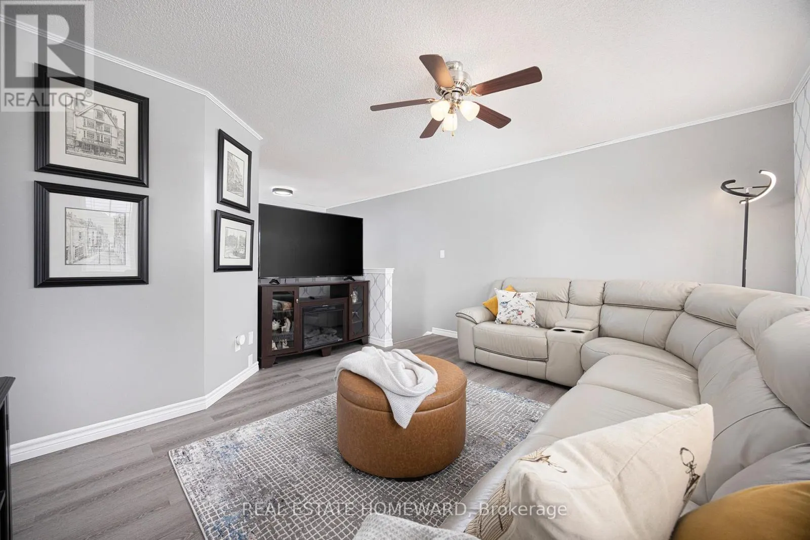 49 WATERVIEW LANE