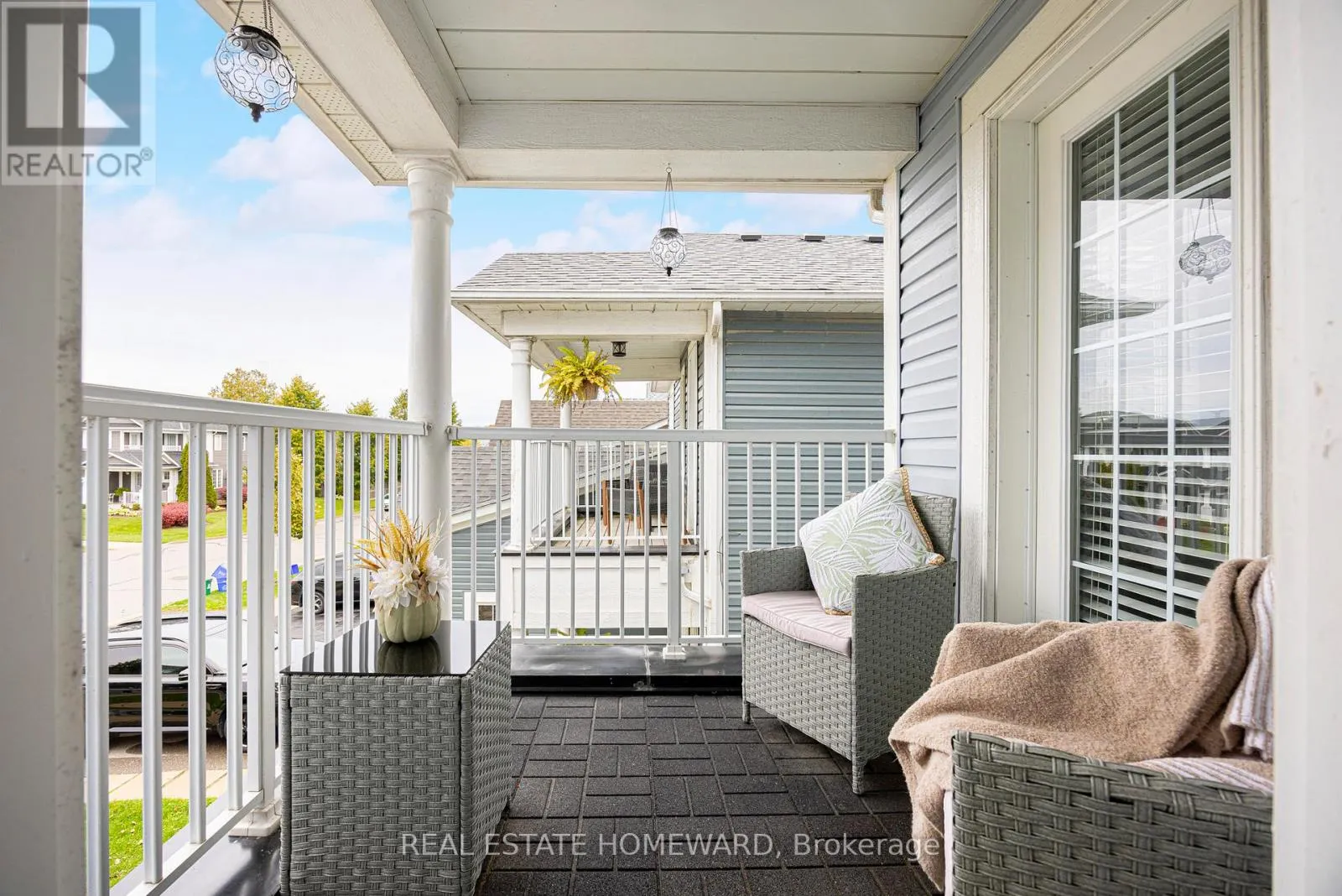 49 WATERVIEW LANE