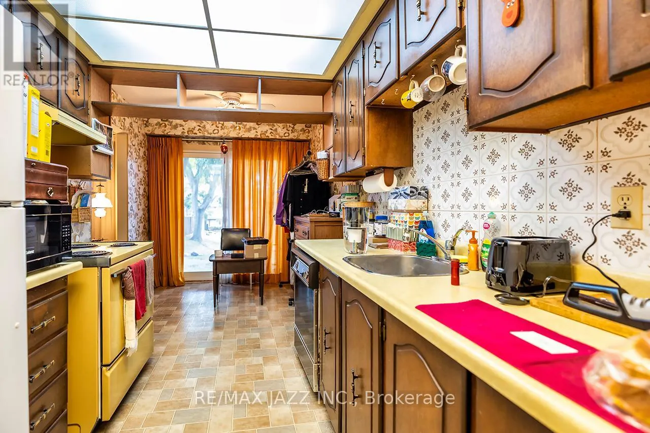 81 - 1330 TROWBRIDGE DRIVE, #81
