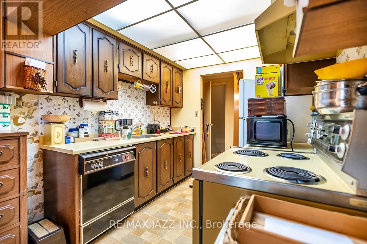 81 - 1330 TROWBRIDGE DRIVE, #81
