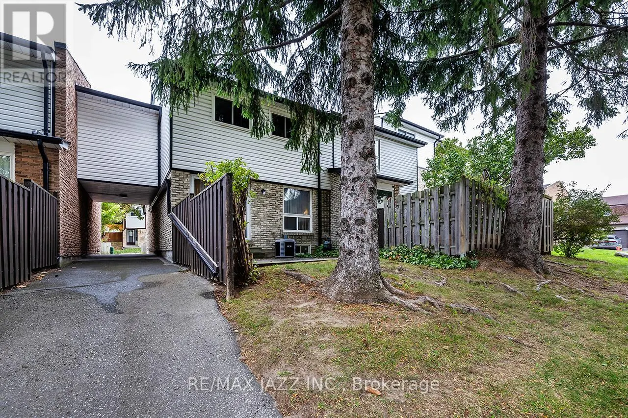 81 - 1330 TROWBRIDGE DRIVE, #81