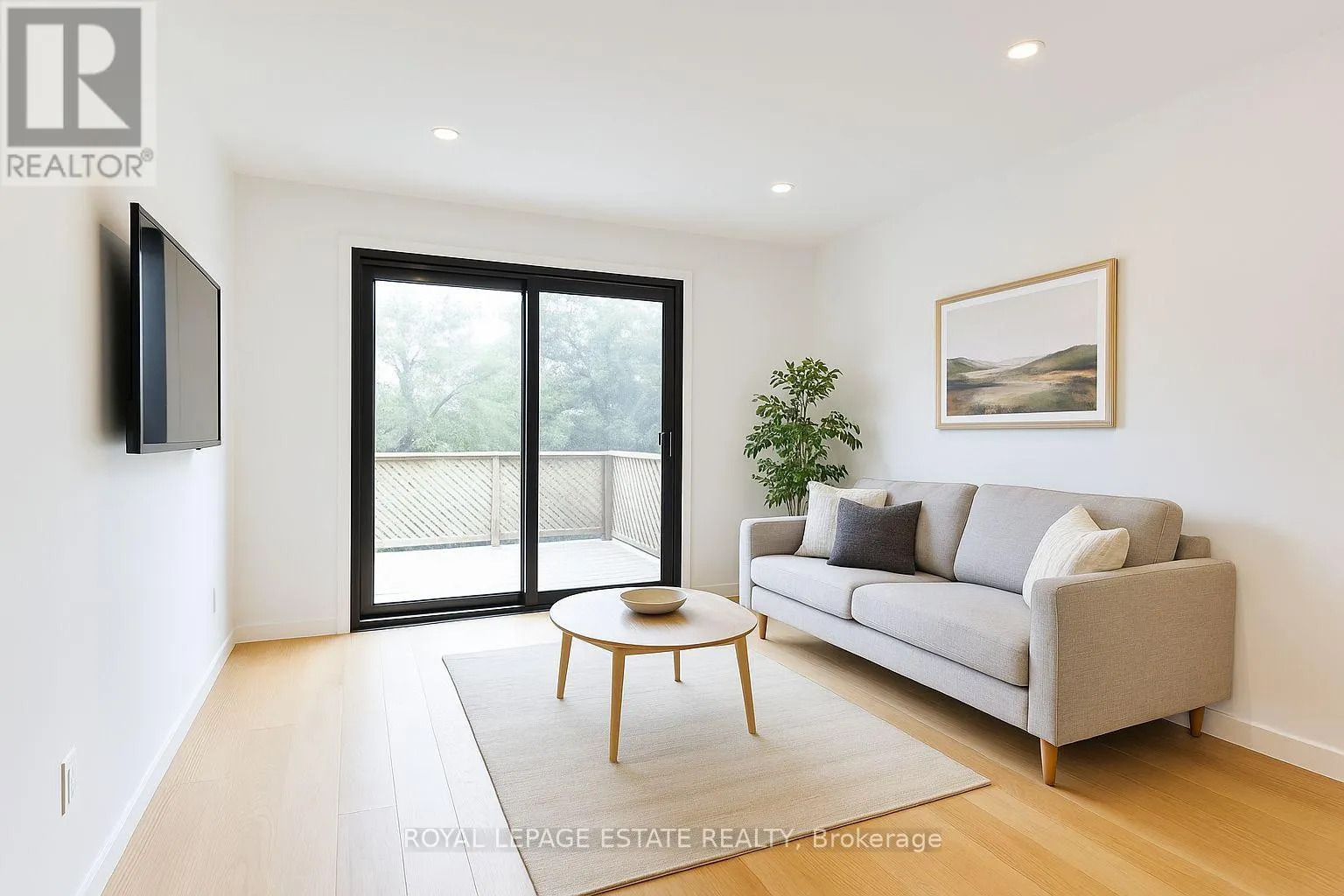 121 GALLOWAY ROAD