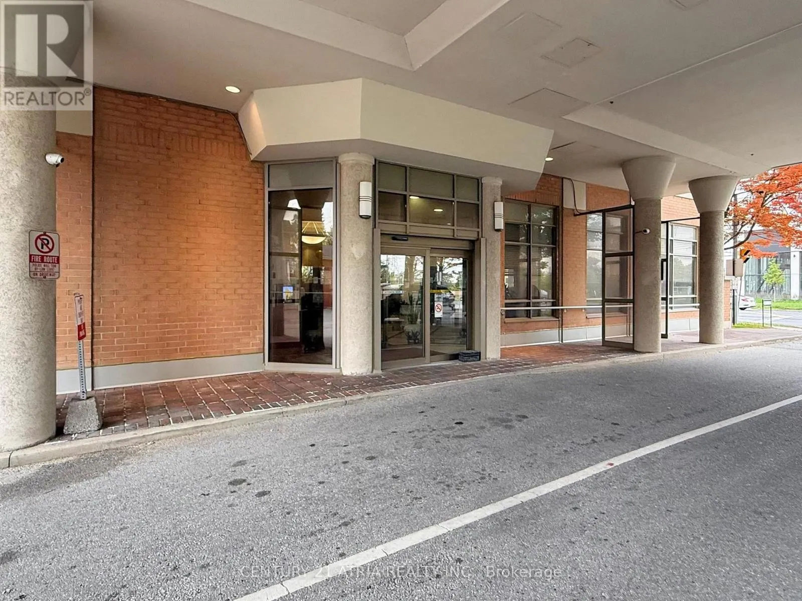 712 - 3088 KENNEDY ROAD