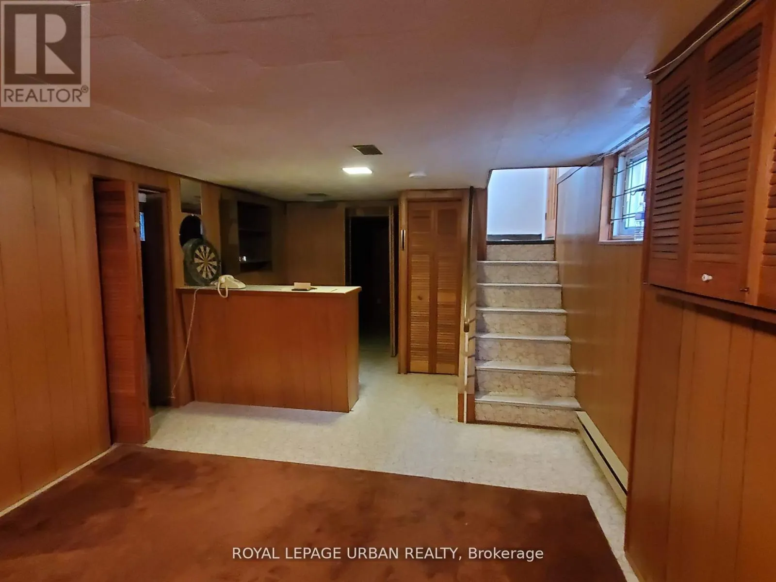 304 LINSMORE CRESCENT