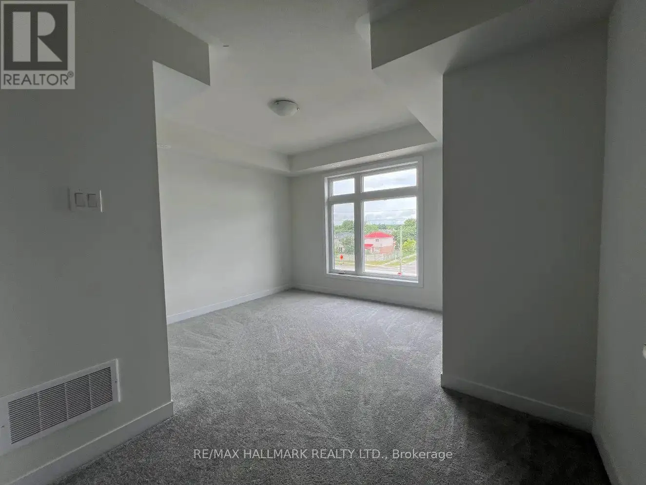 101 - 1865 PICKERING PARKWAY S