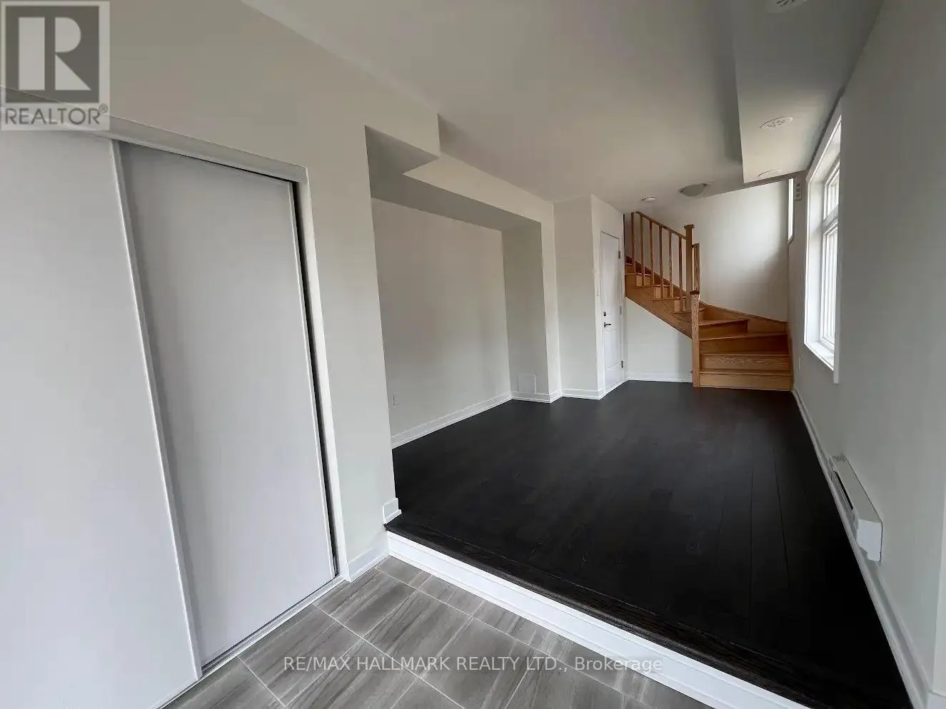 101 - 1865 PICKERING PARKWAY S