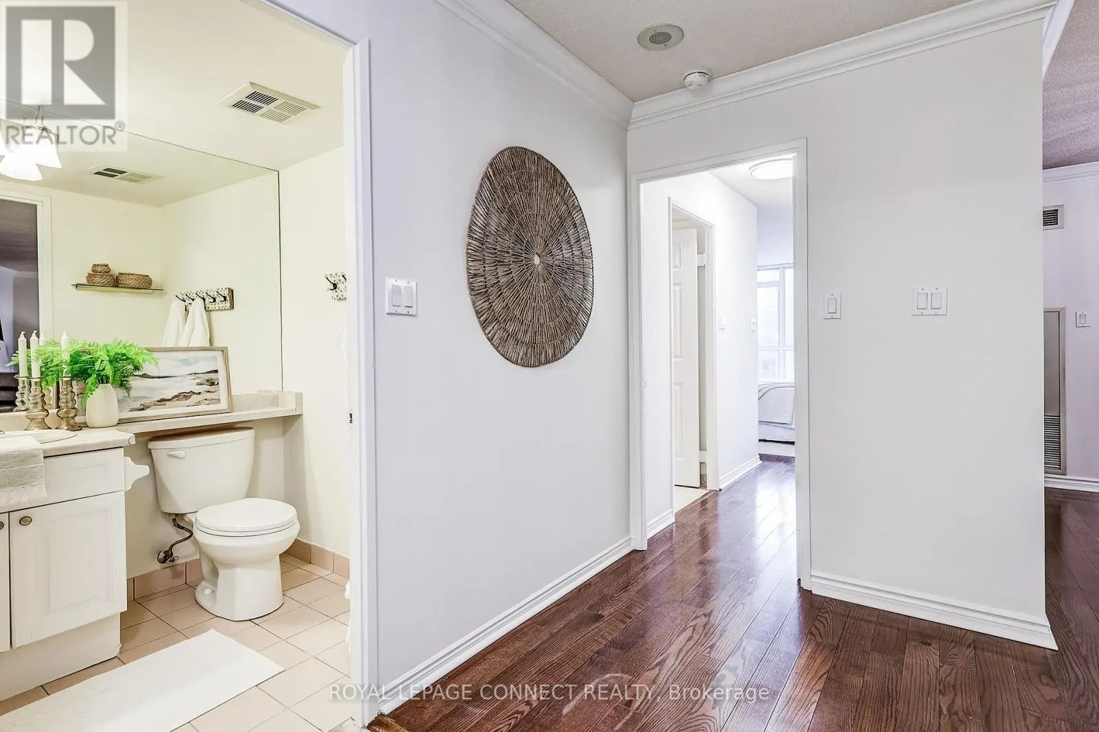 532 - 10 GUILDWOOD PARKWAY