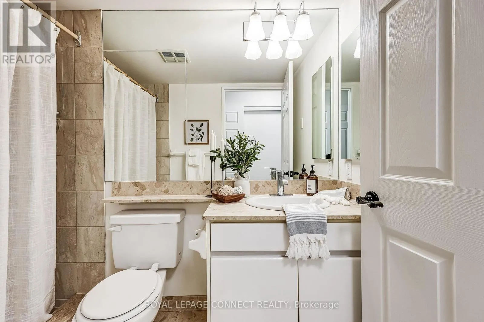 532 - 10 GUILDWOOD PARKWAY