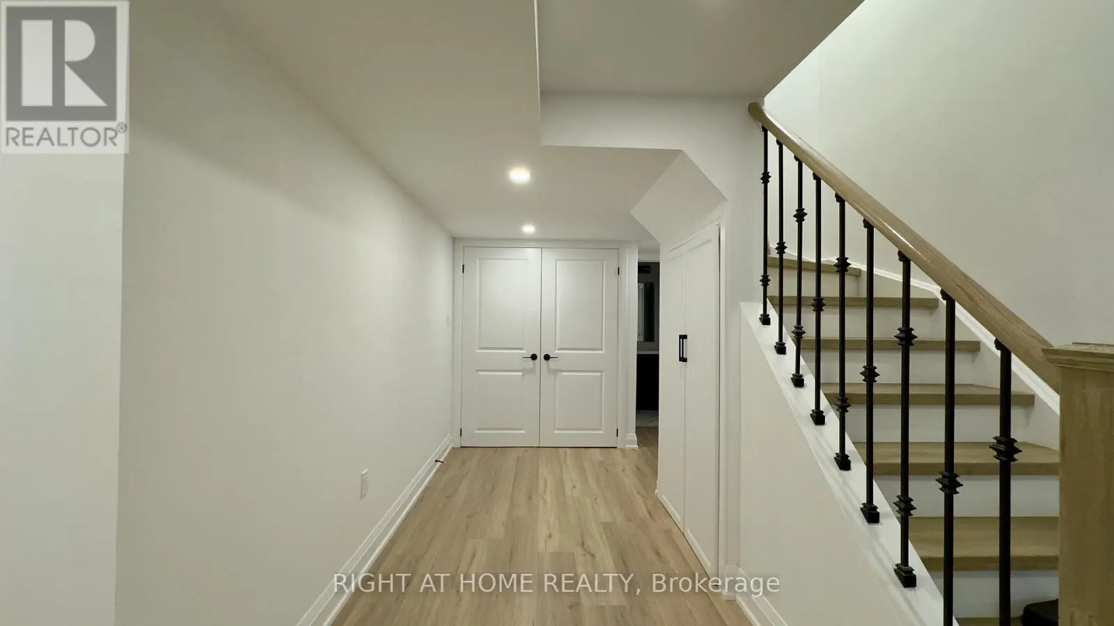 BSMT - 5 OSWELL DRIVE