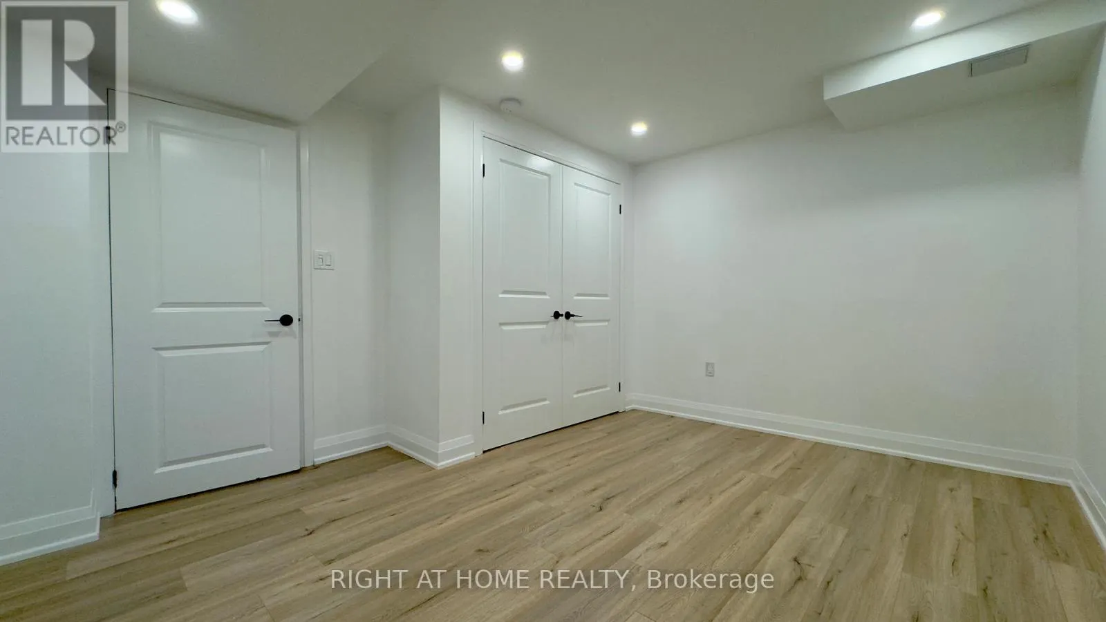 BSMT - 5 OSWELL DRIVE