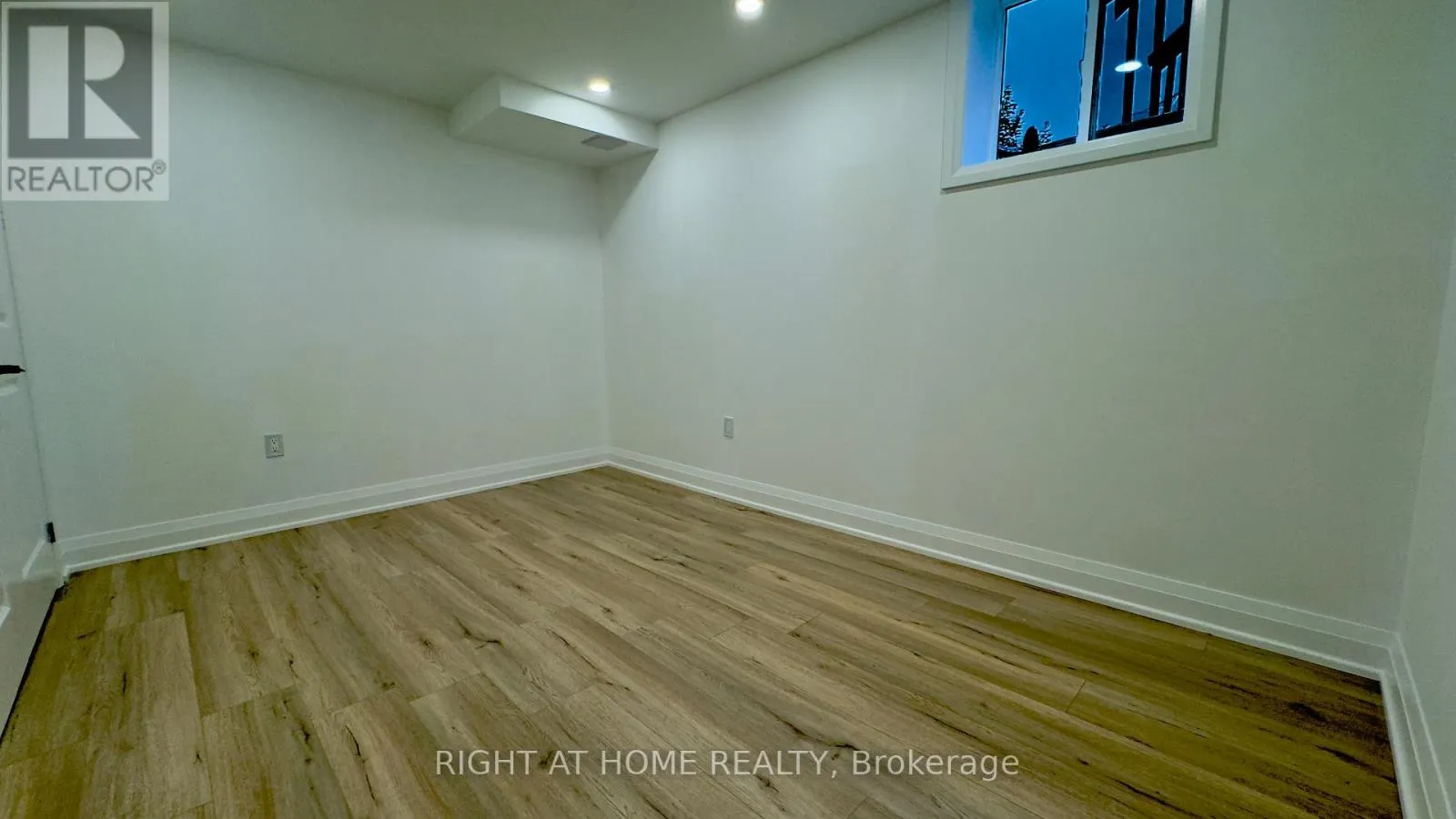 BSMT - 5 OSWELL DRIVE