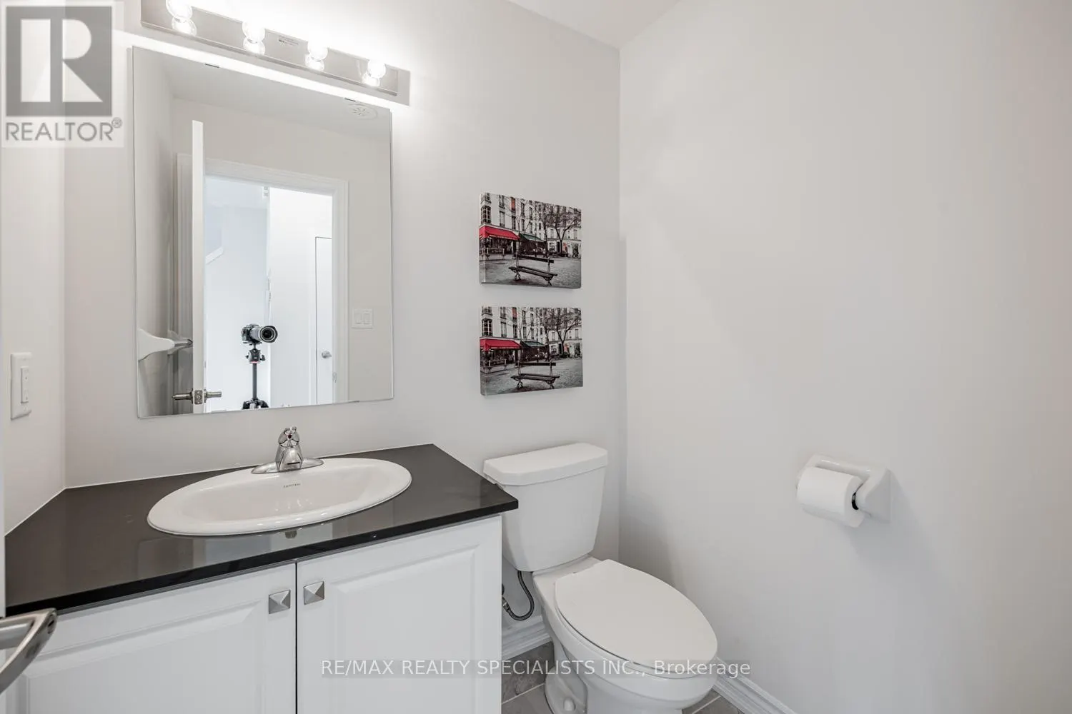 1 - 490 BERESFORD PATH