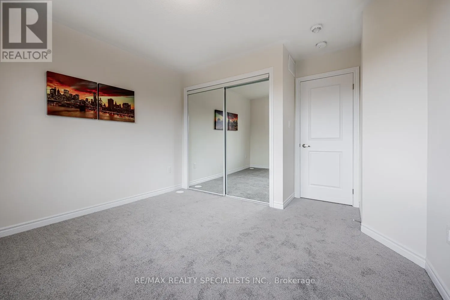 1 - 490 BERESFORD PATH
