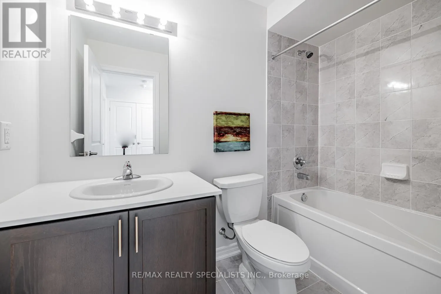 1 - 490 BERESFORD PATH
