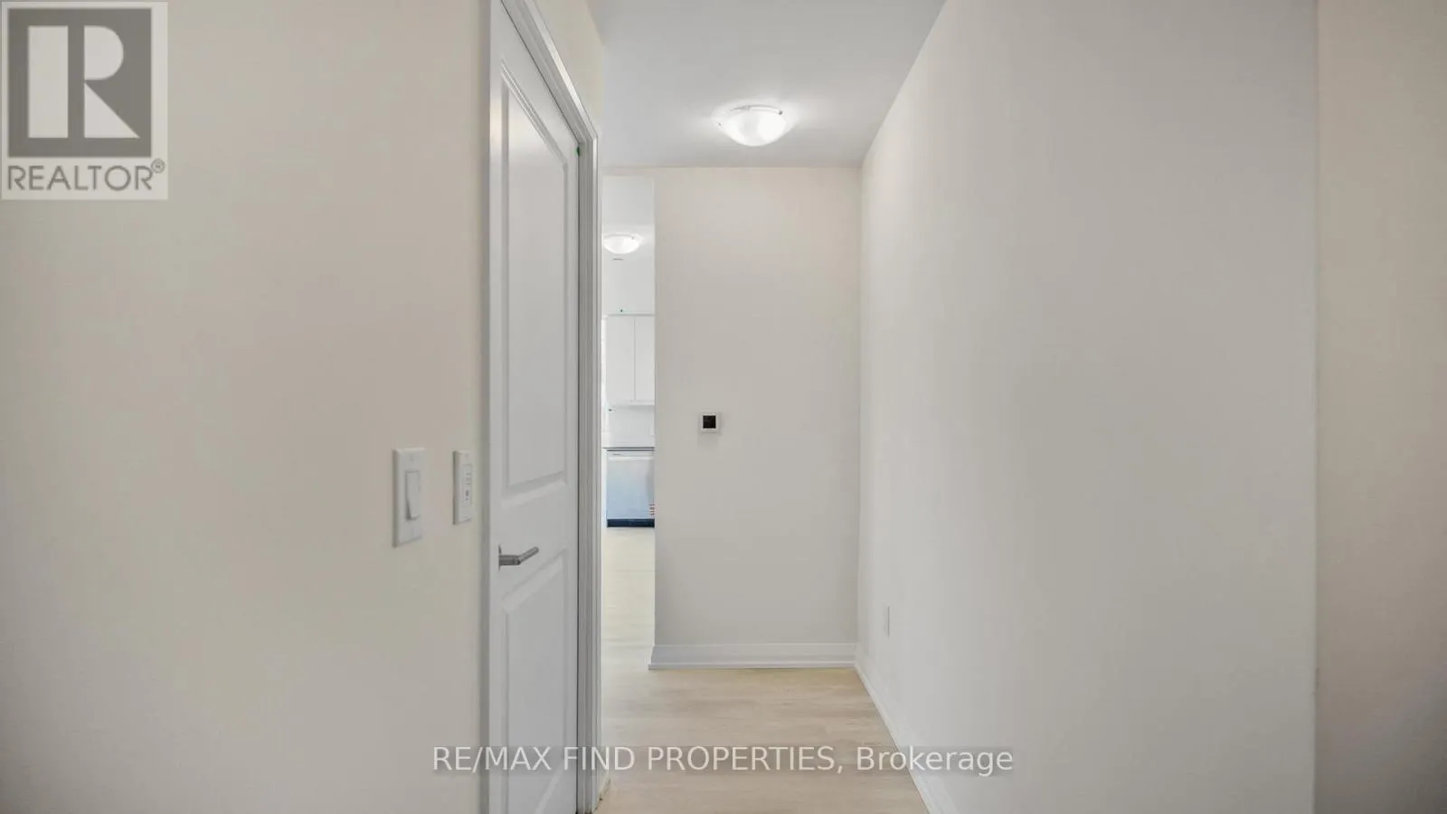 1002 - 3260 SHEPPARD AVENUE E