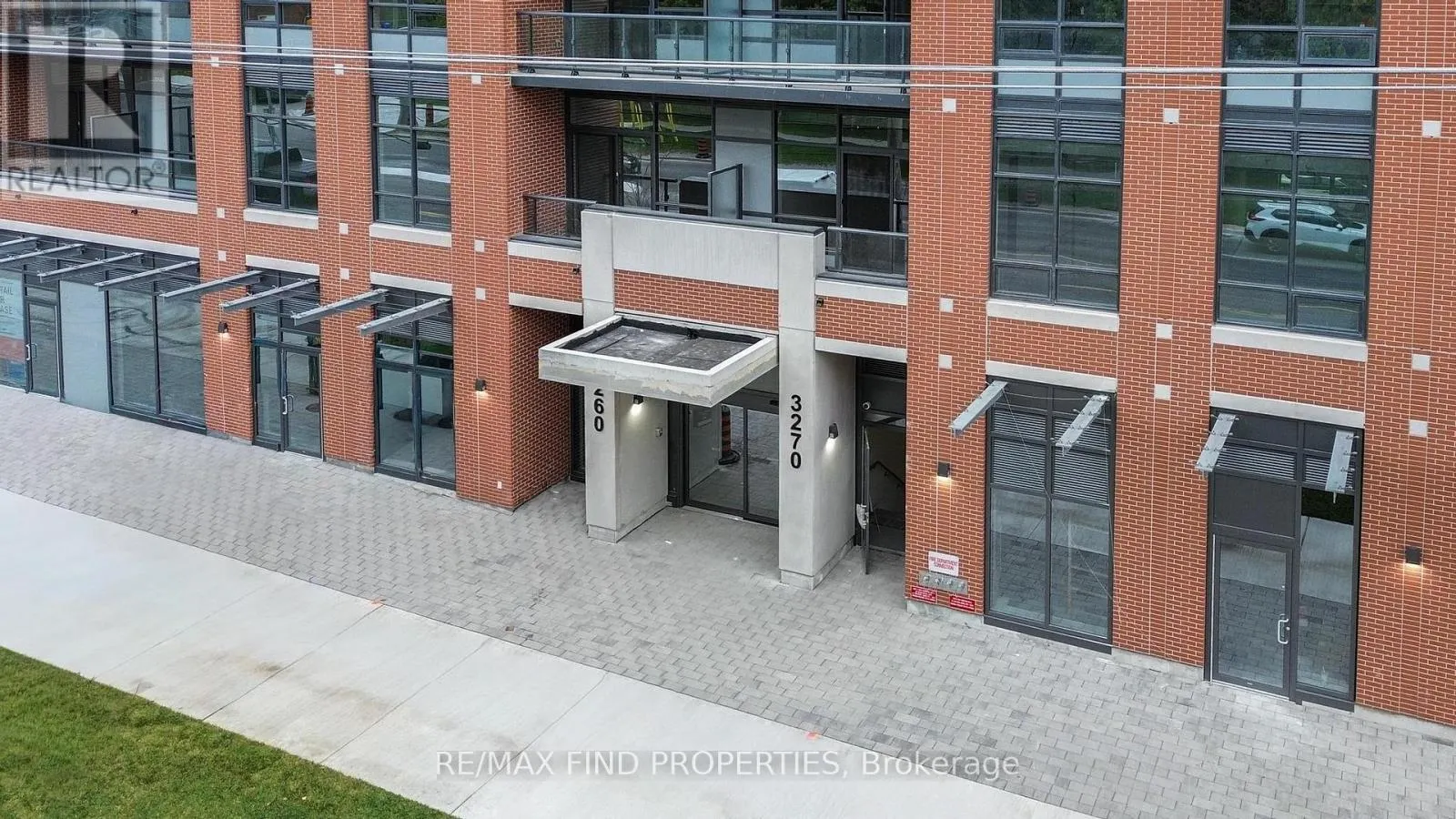 1002 - 3260 SHEPPARD AVENUE E