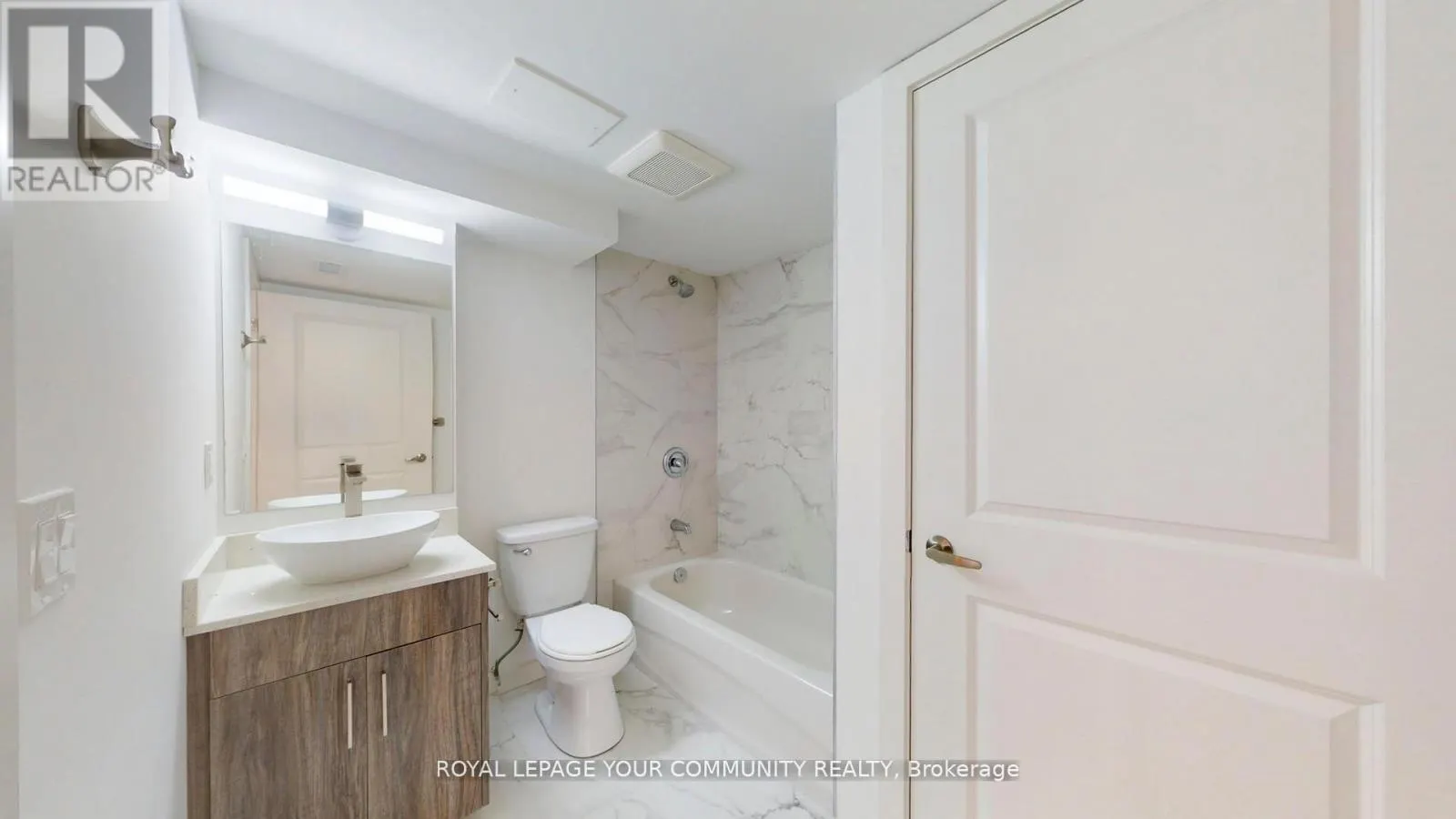 301 - 45 CONNAUGHT AVENUE