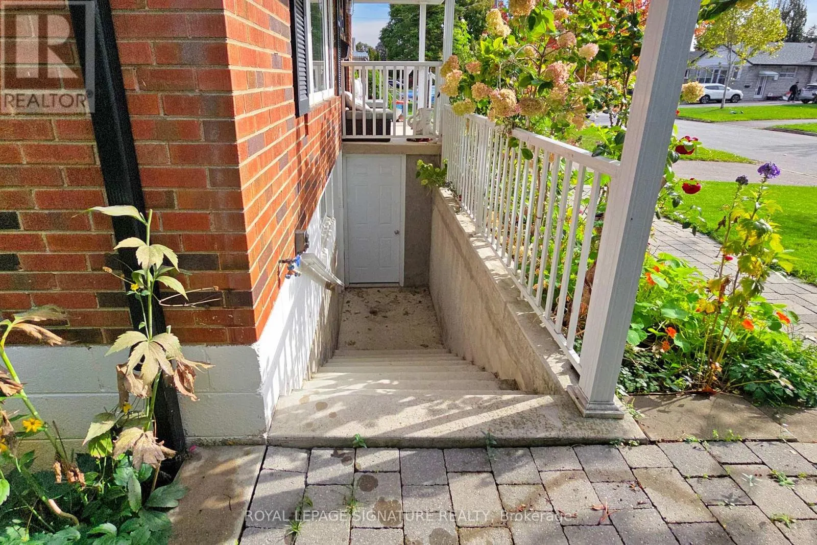 68 CHRISTINA CRESCENT