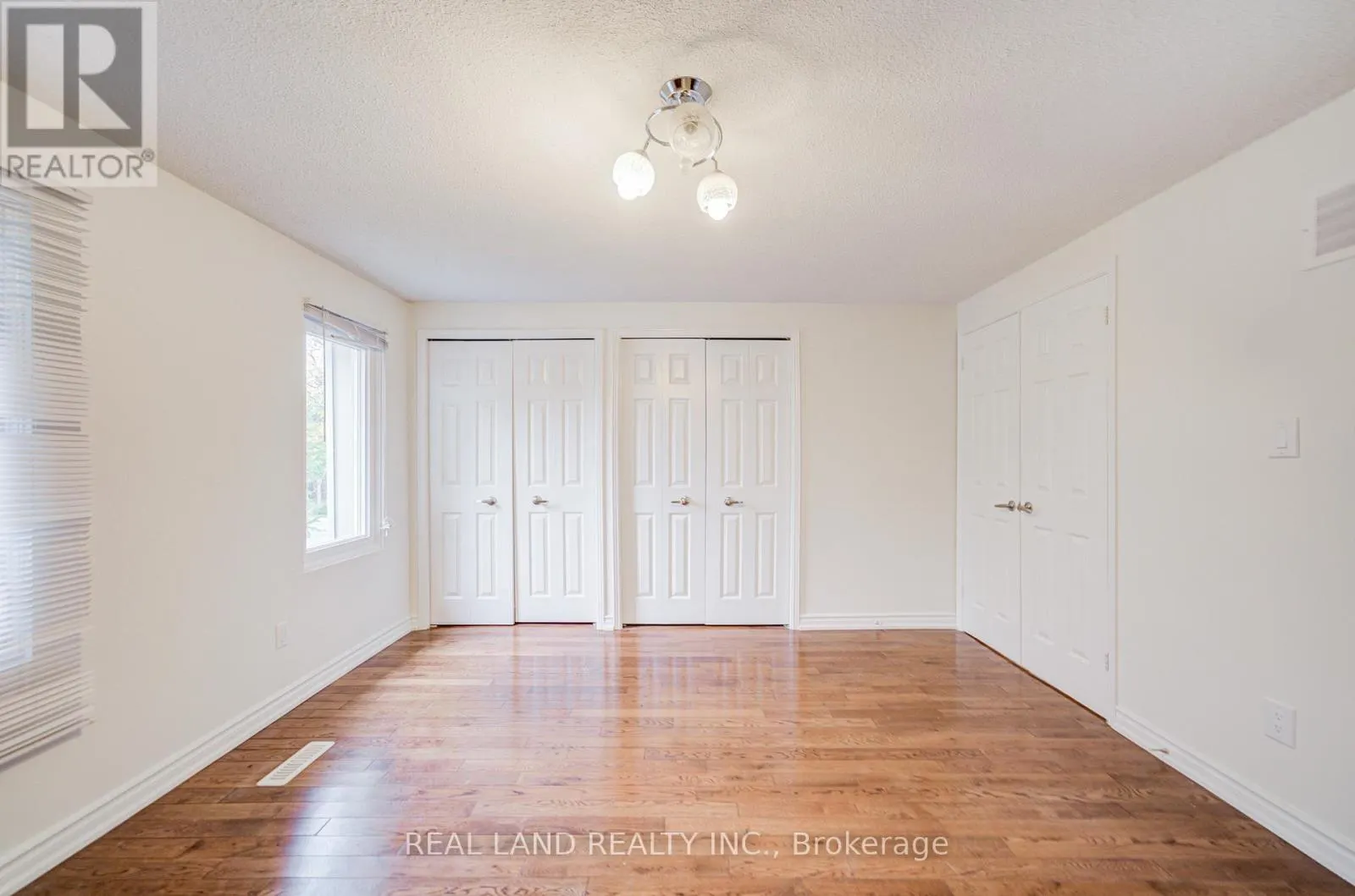 46 WINTERMUTE BOULEVARD