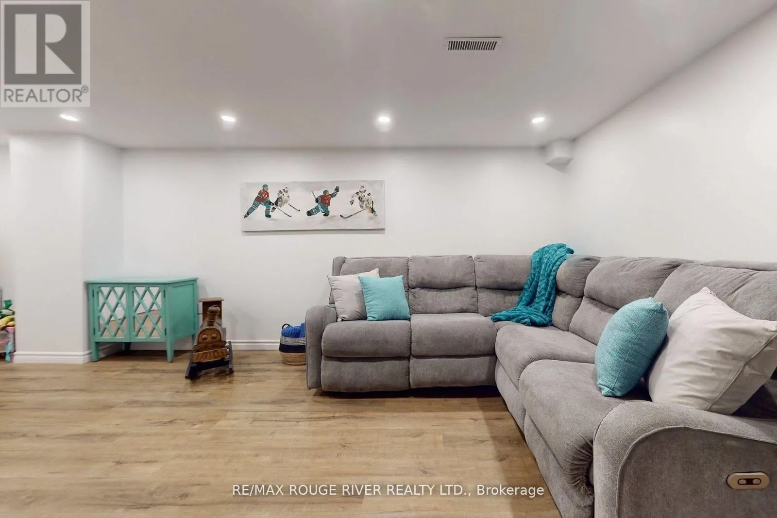 817 FINLEY AVENUE