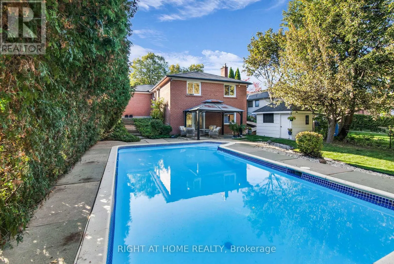 47 DORMINGTON DRIVE