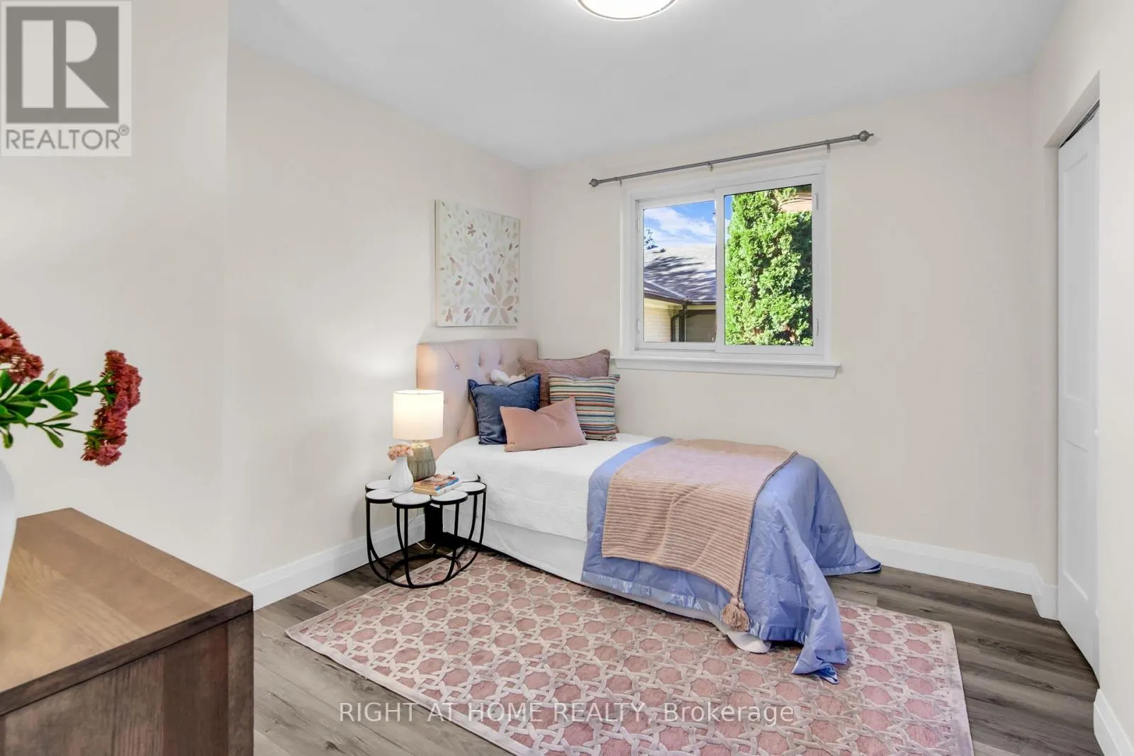 47 DORMINGTON DRIVE