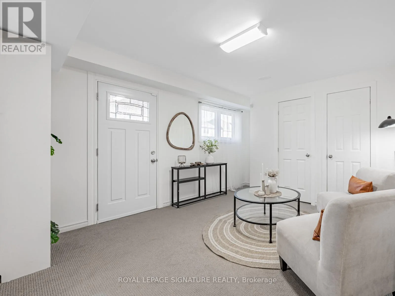 135 WOOLACOTT LANE