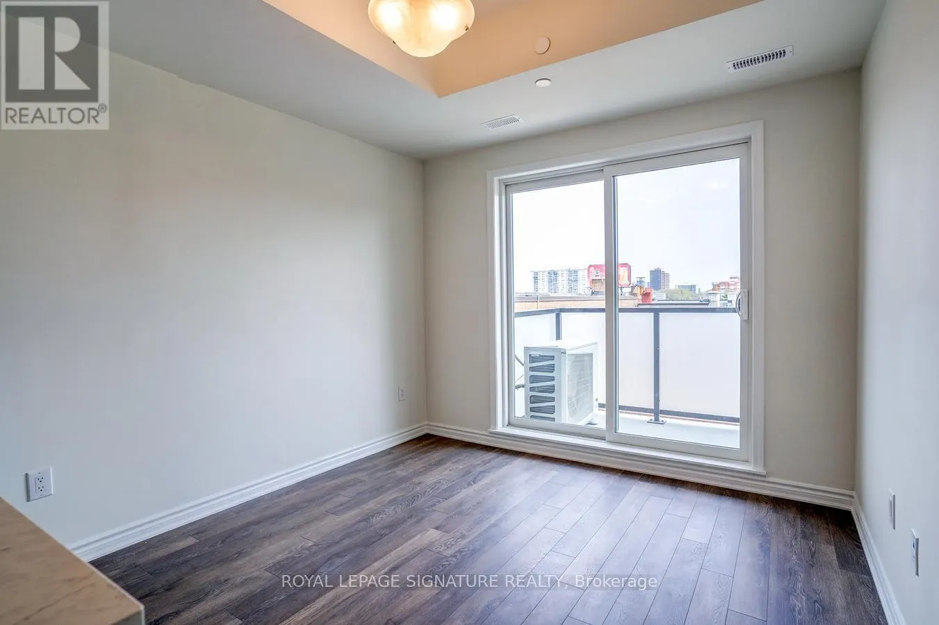 503 - 2791 EGLINTON AVENUE E