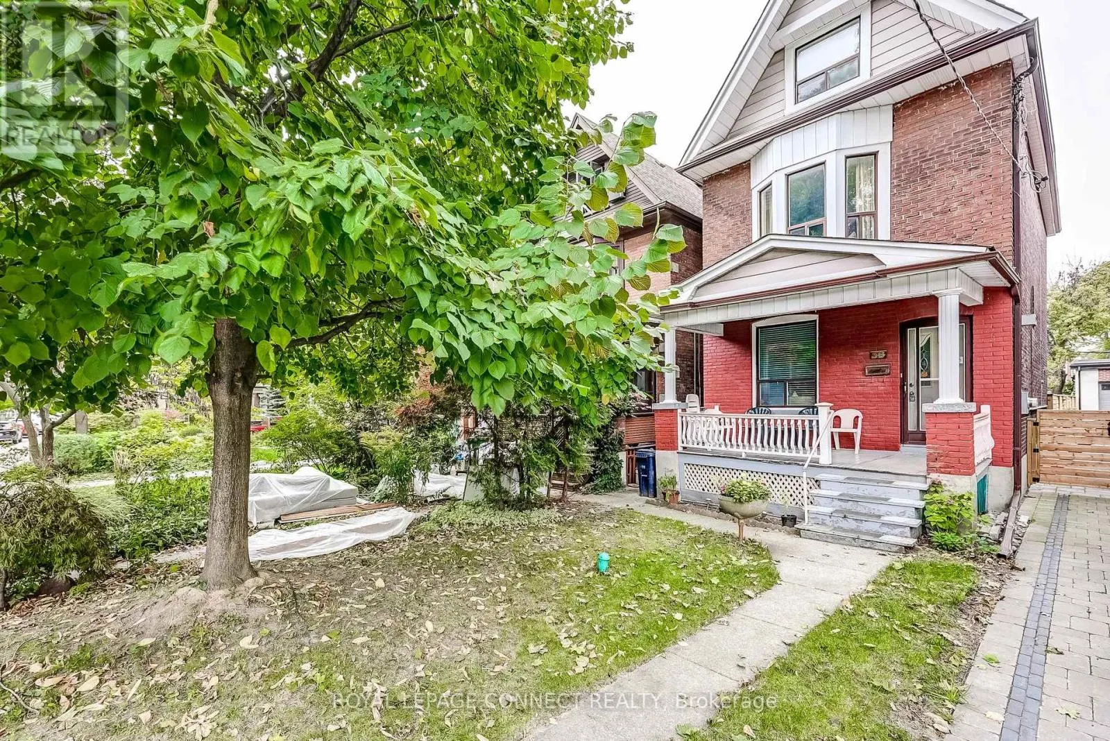 38 WOODYCREST AVENUE