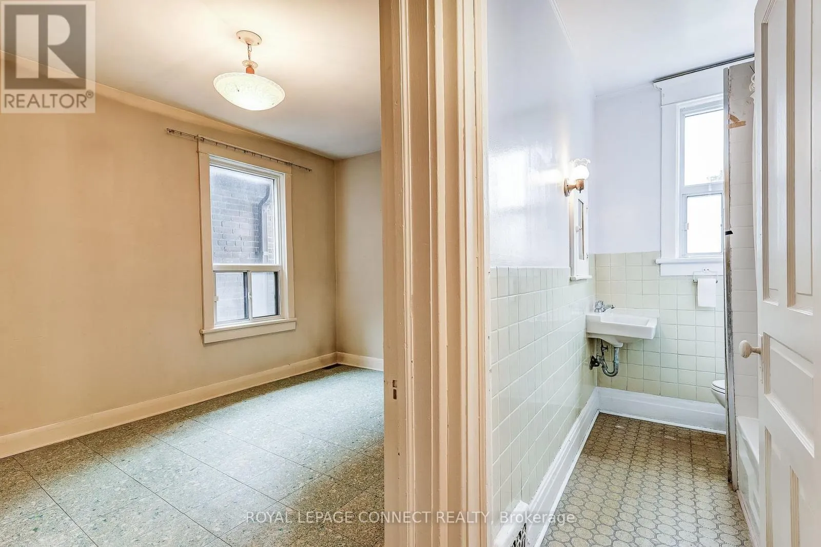 38 WOODYCREST AVENUE