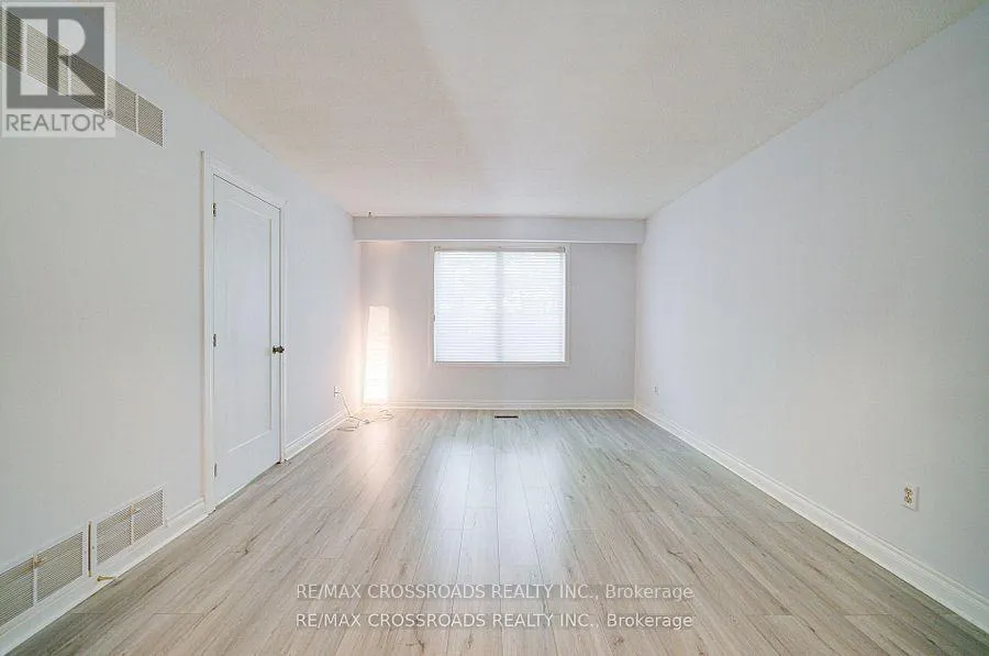 41 HUNTSMILL BOULEVARD