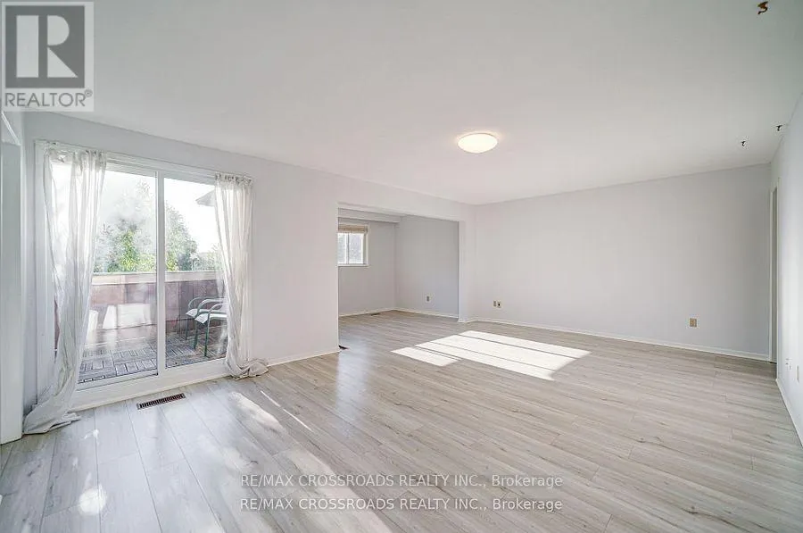 41 HUNTSMILL BOULEVARD