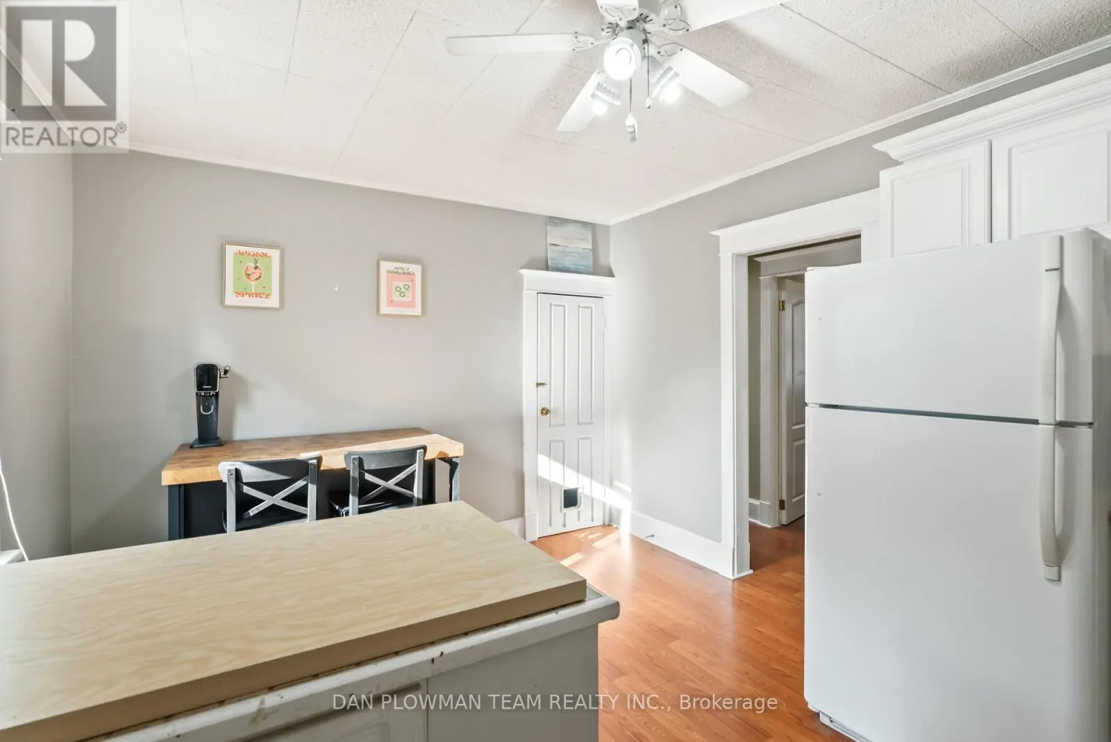 62 PARK ROAD S