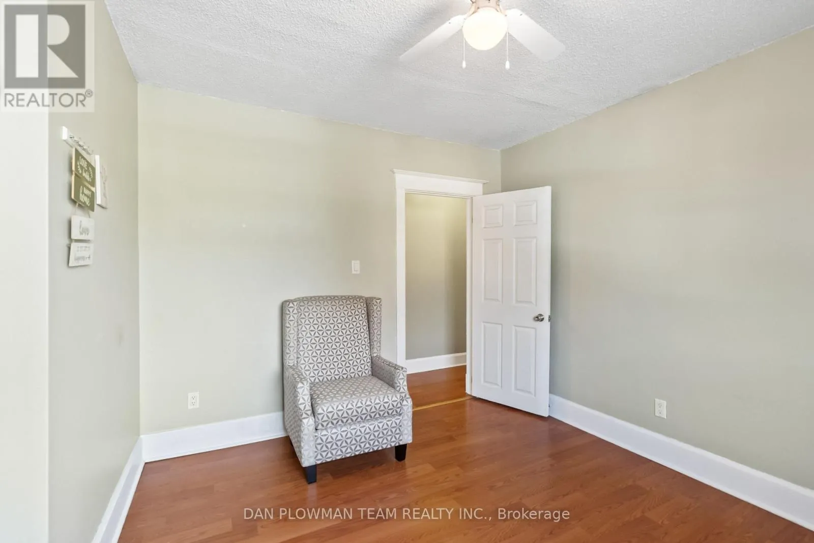 62 PARK ROAD S