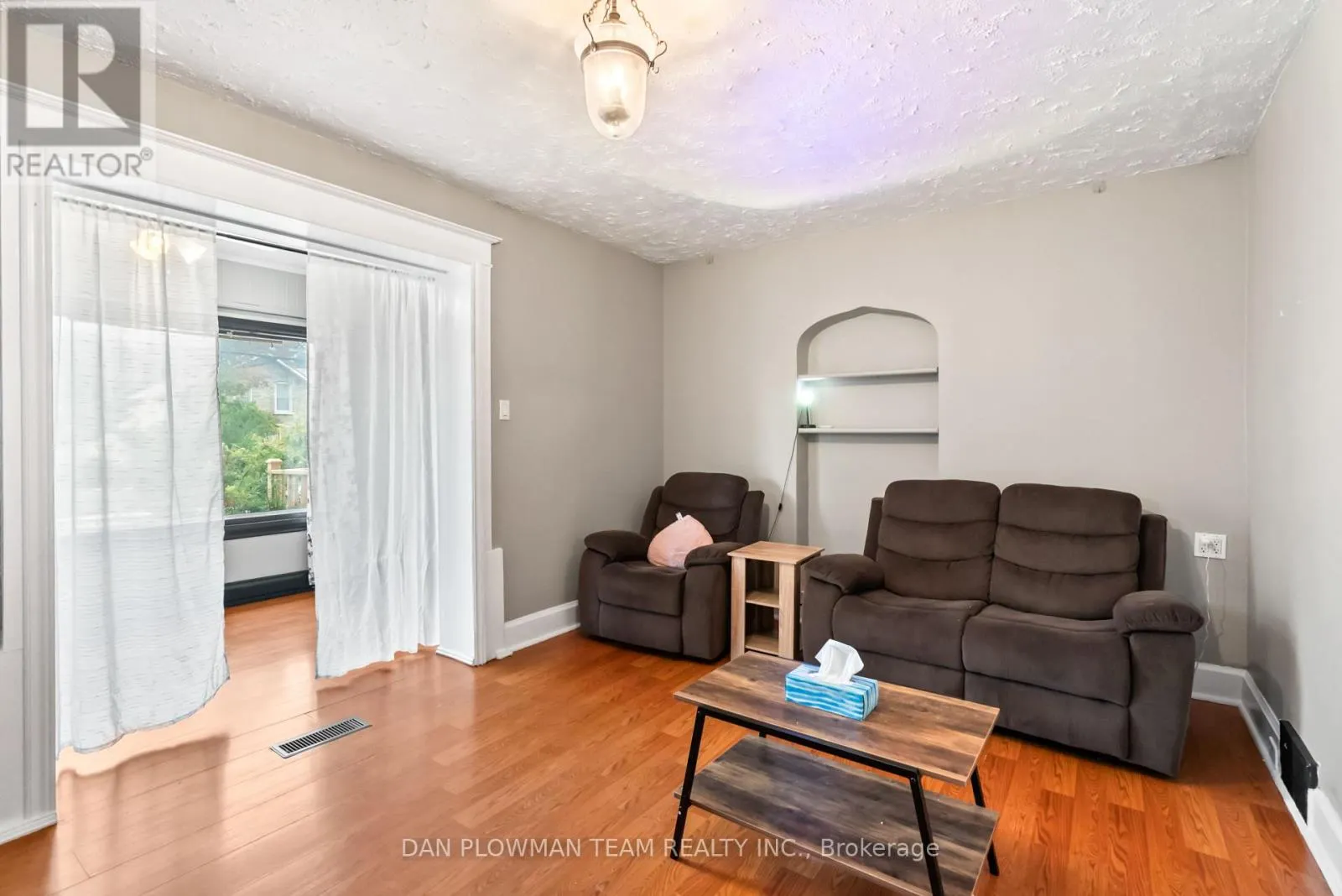 62 PARK ROAD S