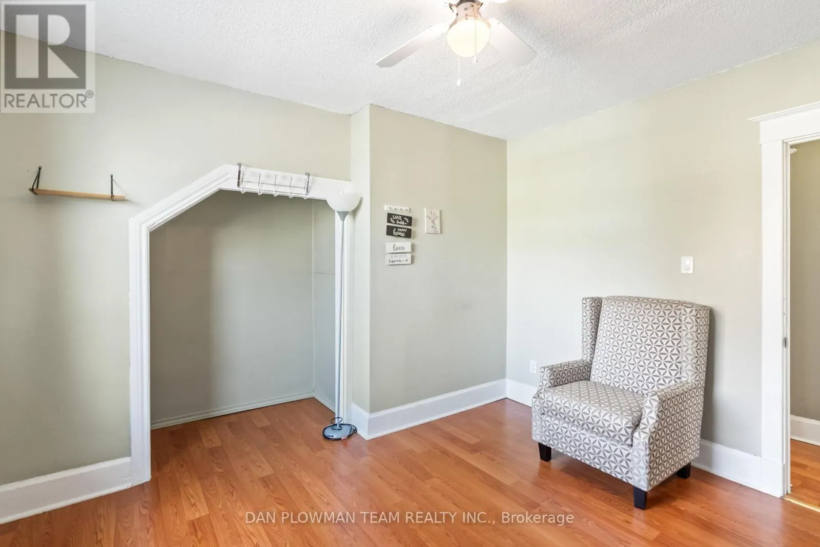 62 PARK ROAD S