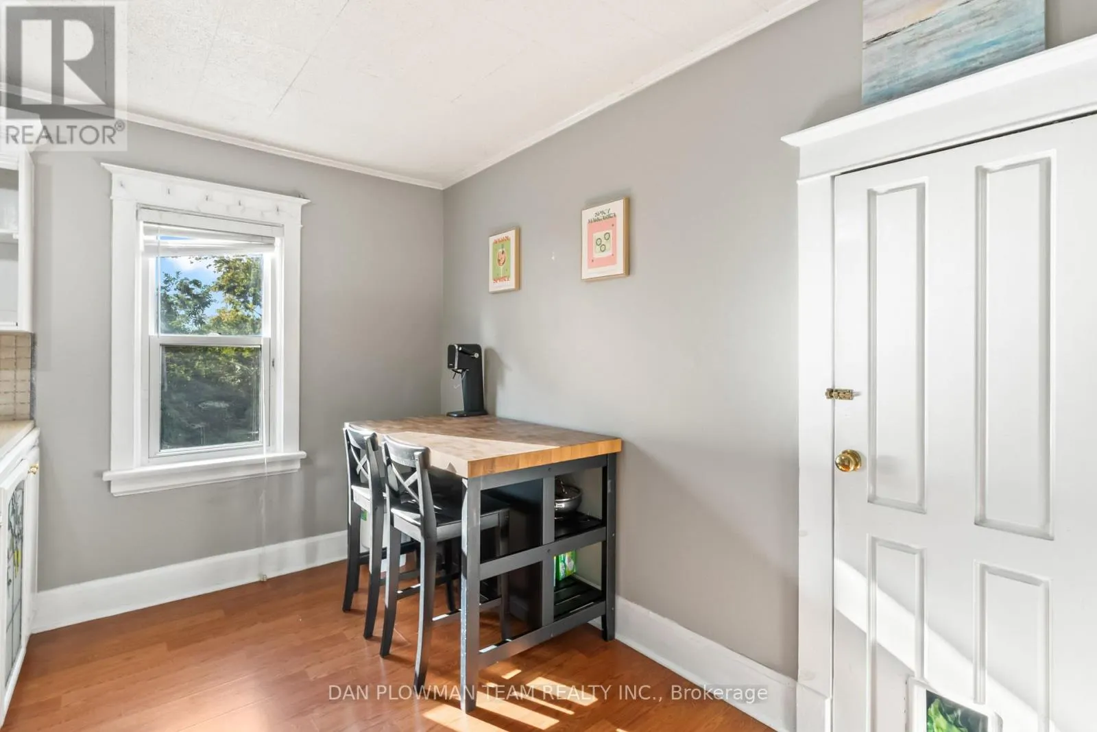 62 PARK ROAD S