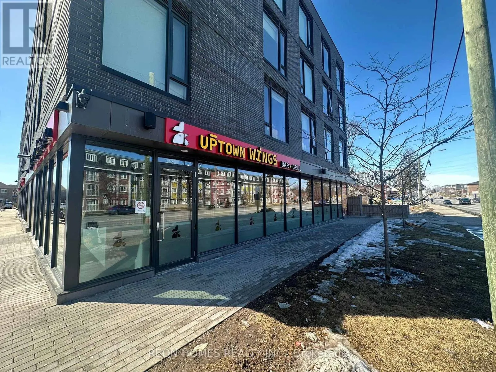 #1 - 1800 SIMCOE STREET N