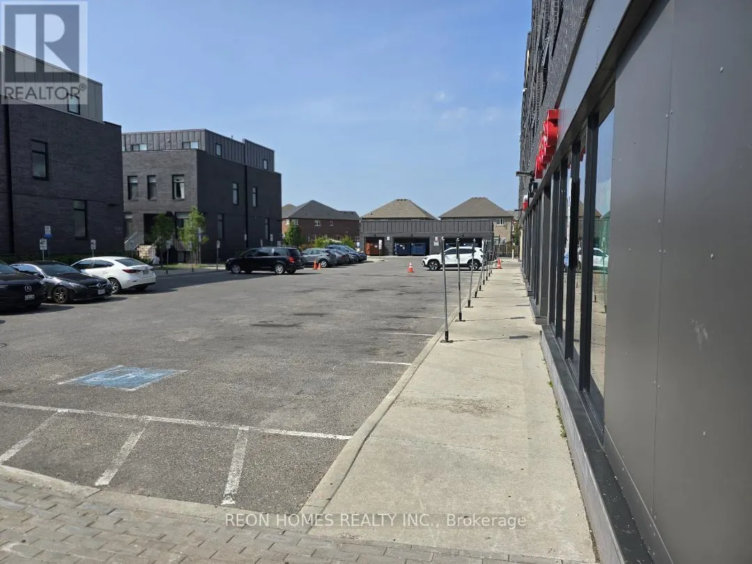 #1 - 1800 SIMCOE STREET N